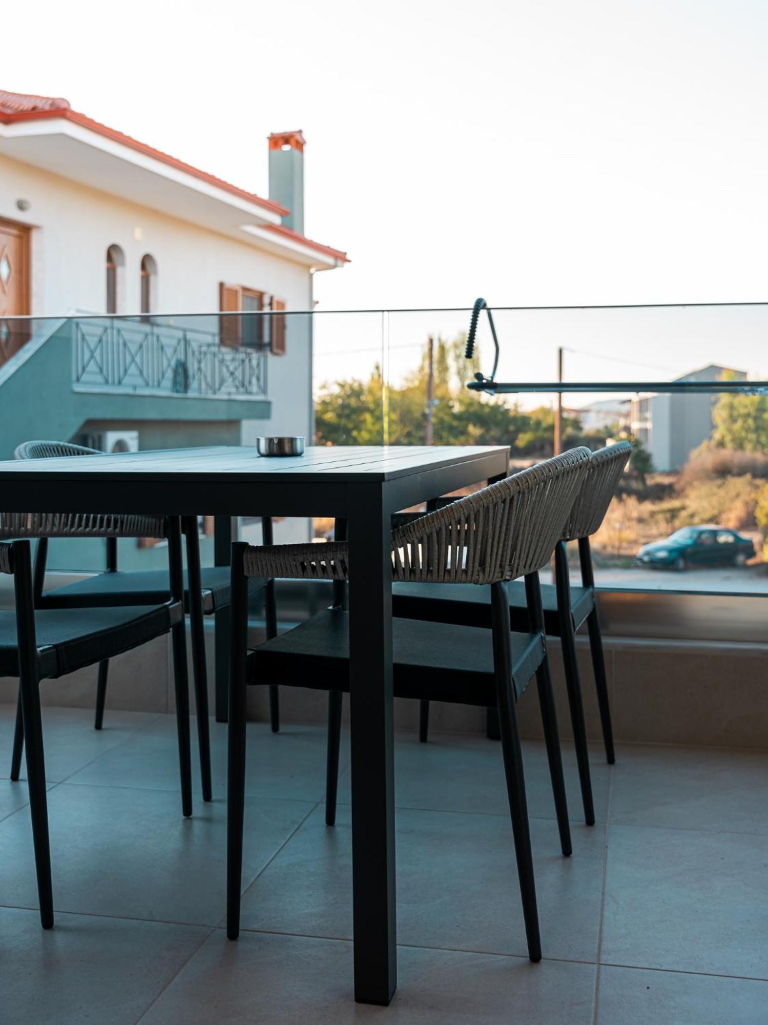 Antony'S Luxury Apartments Nikiti  Luaran gambar