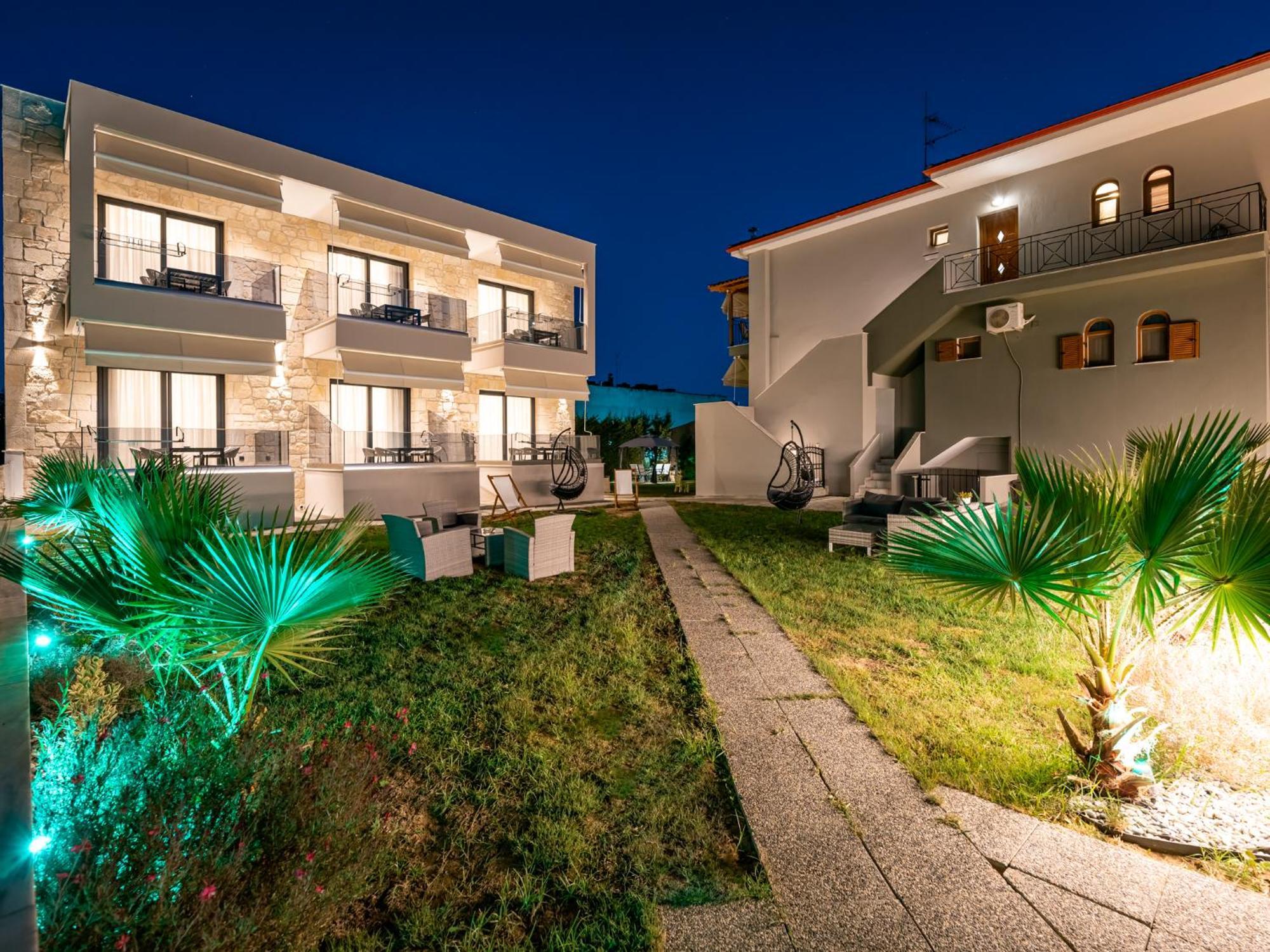 Antony'S Luxury Apartments Nikiti  Luaran gambar