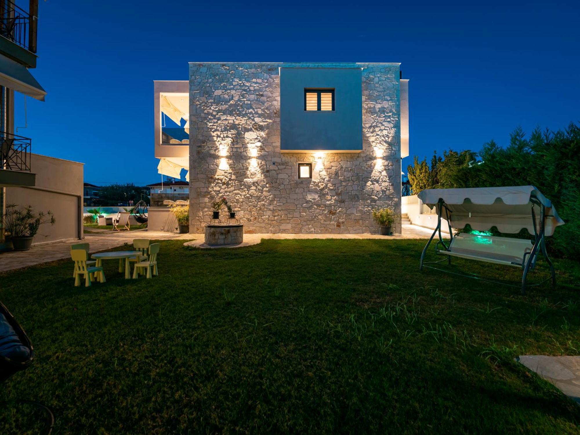 Antony'S Luxury Apartments Nikiti  Luaran gambar