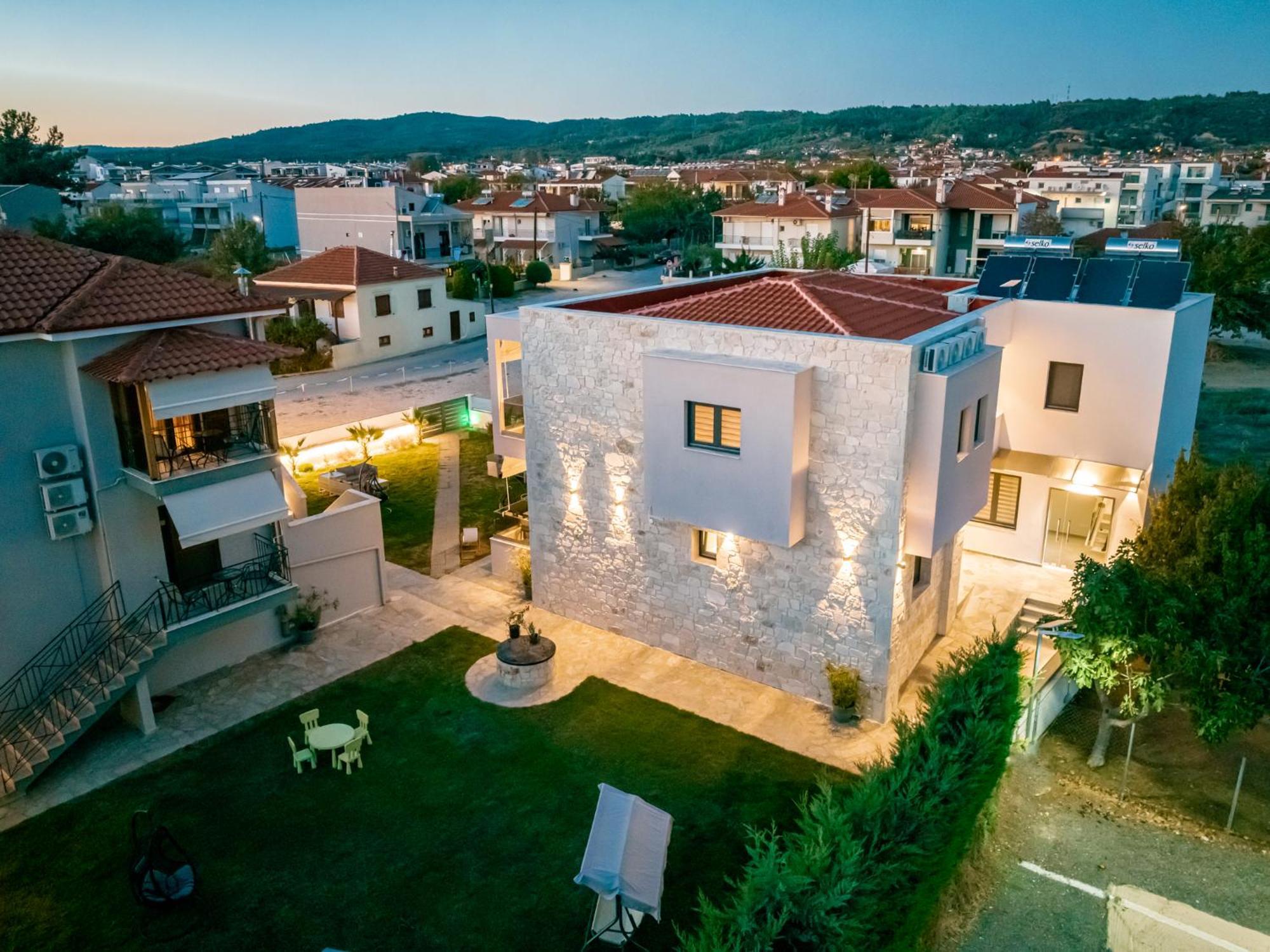 Antony'S Luxury Apartments Nikiti  Luaran gambar