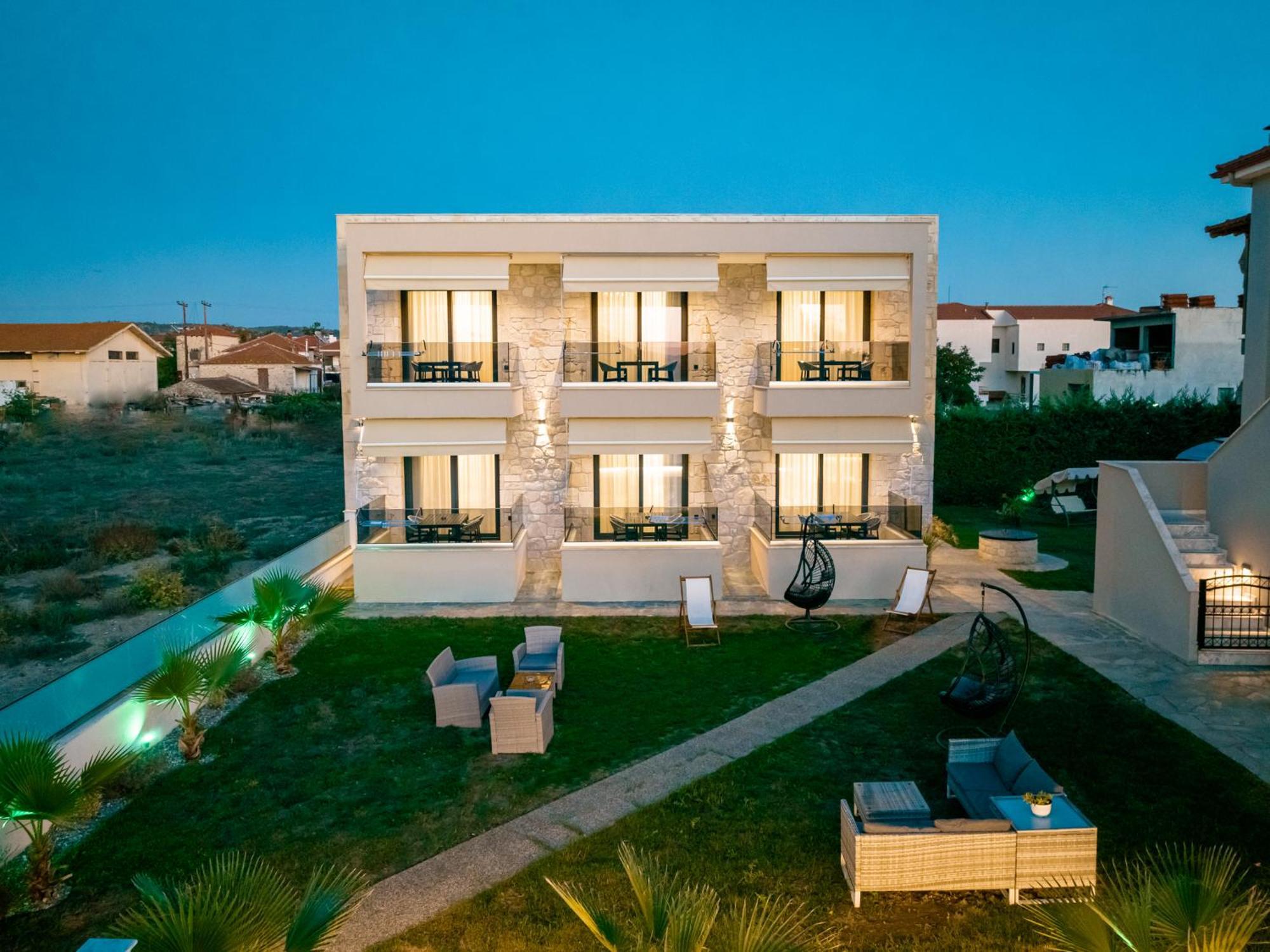 Antony'S Luxury Apartments Nikiti  Luaran gambar