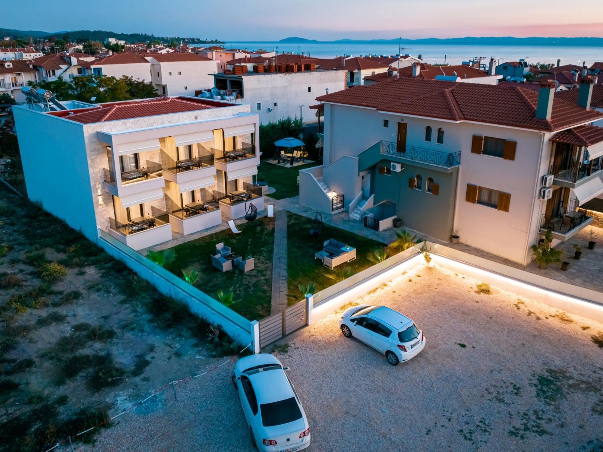 Antony'S Luxury Apartments Nikiti  Luaran gambar