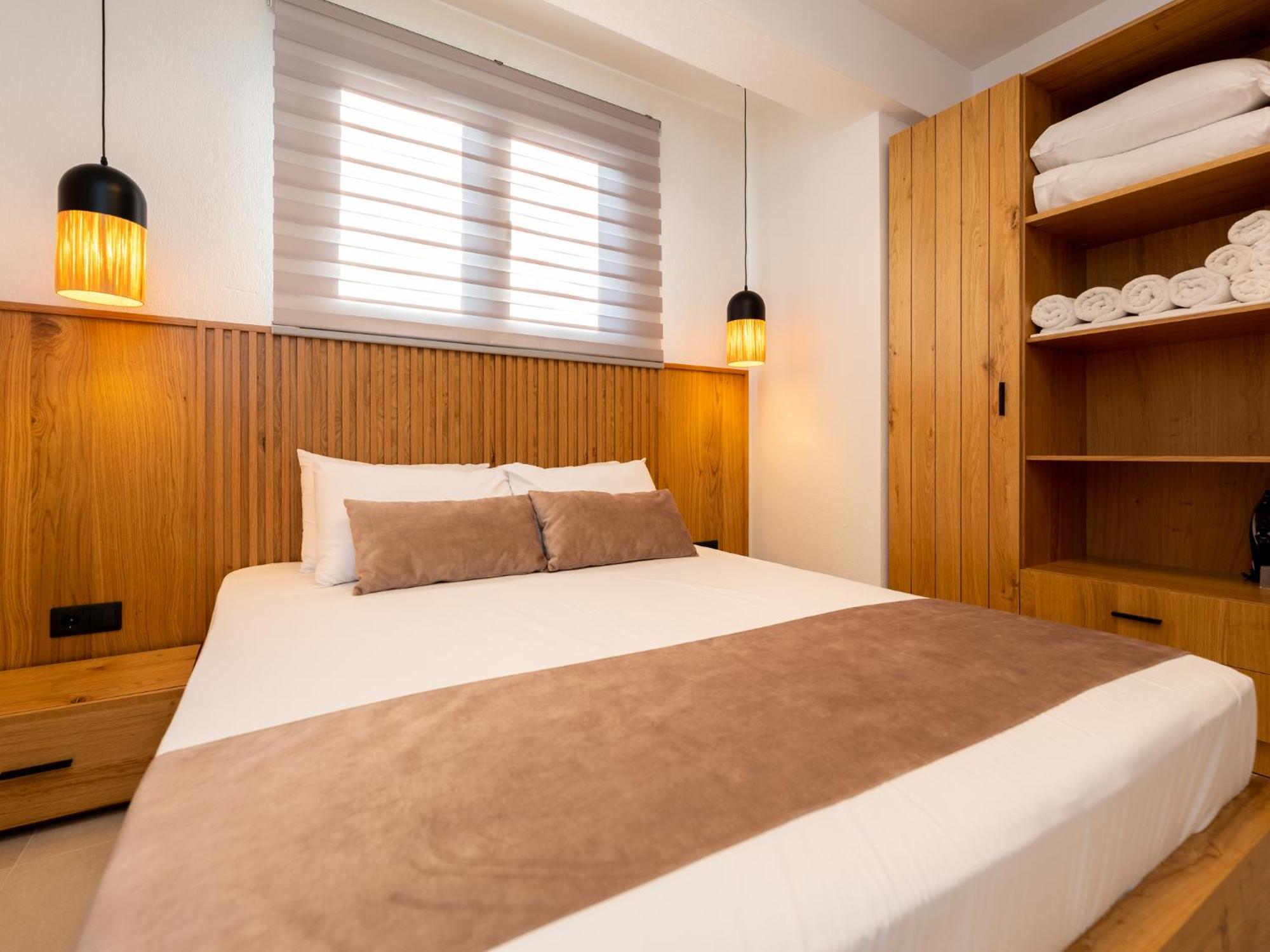 Antony'S Luxury Apartments Nikiti  Luaran gambar