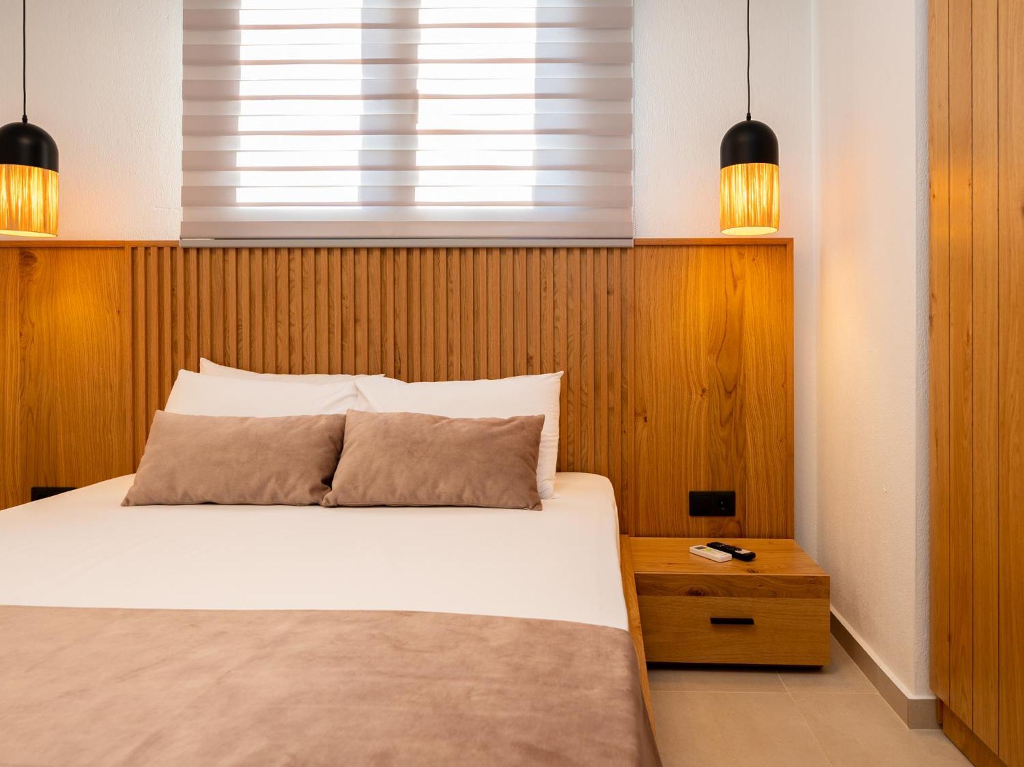 Antony'S Luxury Apartments Nikiti  Luaran gambar